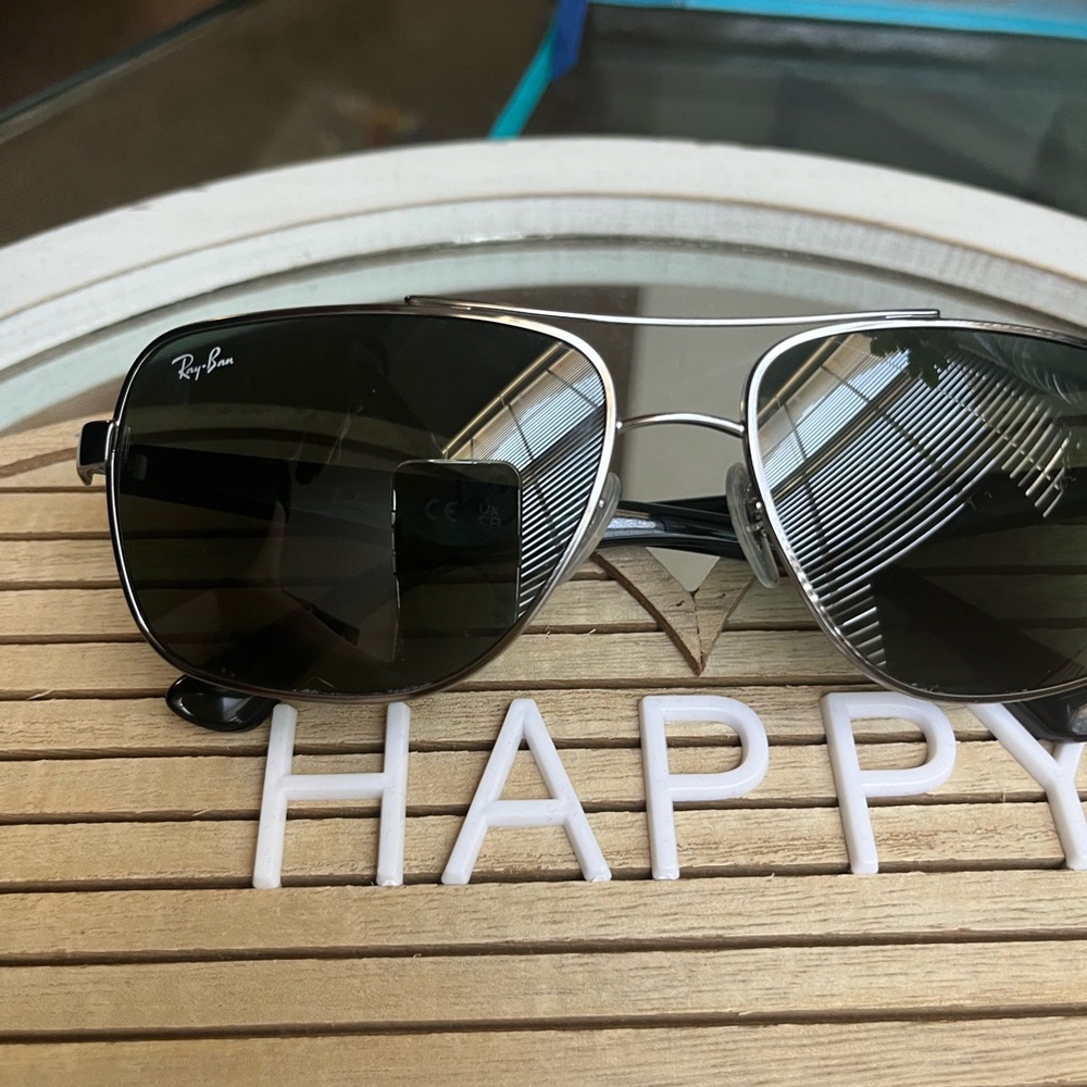 Ray-Ban Model # RB3483 (note model # on side of glasses).